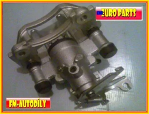 Brzdový třmen 0014KIT EUROPARTS Nissan Cabstar Renault Maxity levý zadní s držákem
